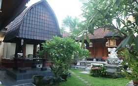 Sekar Waru Homestay